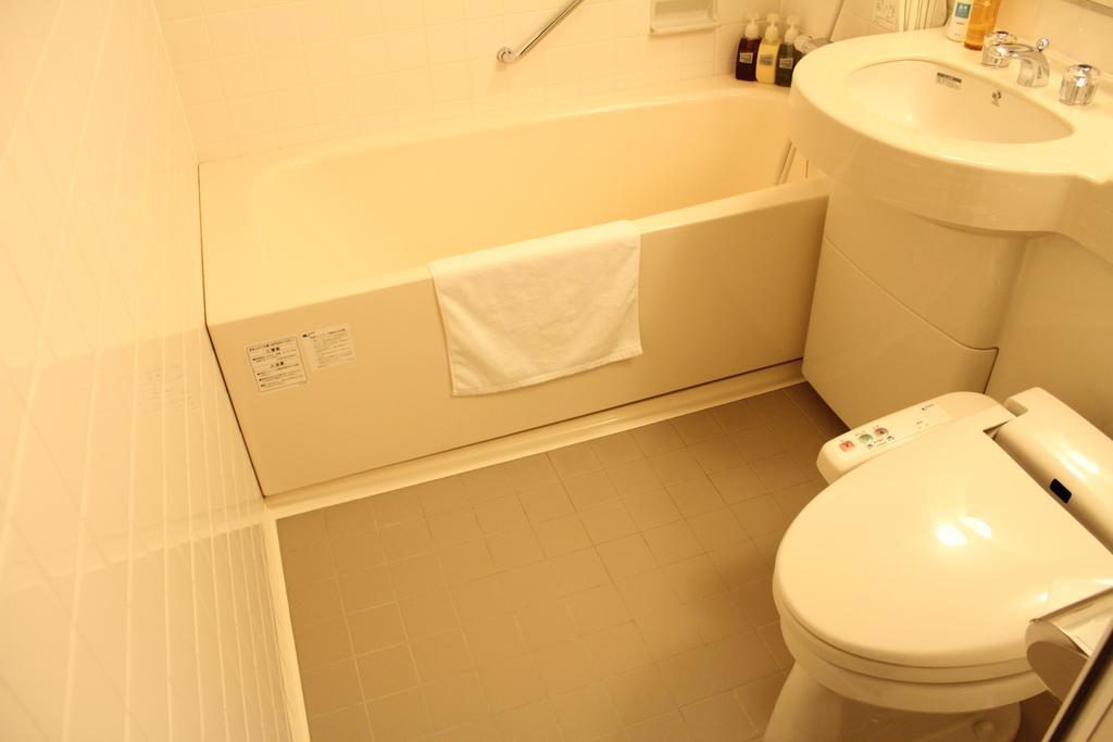 Hotel Saika Fujisawa Rum bild