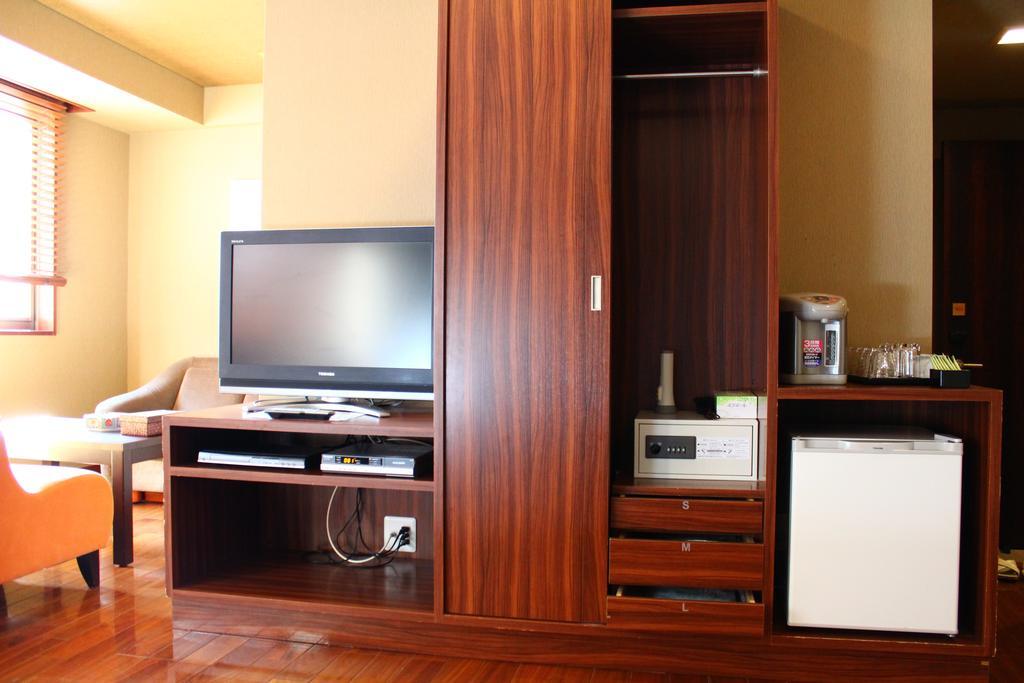 Hotel Saika Fujisawa Exteriör bild