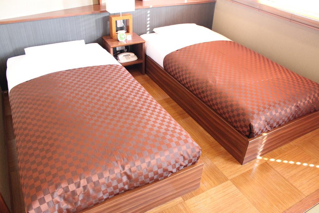 Hotel Saika Fujisawa Rum bild